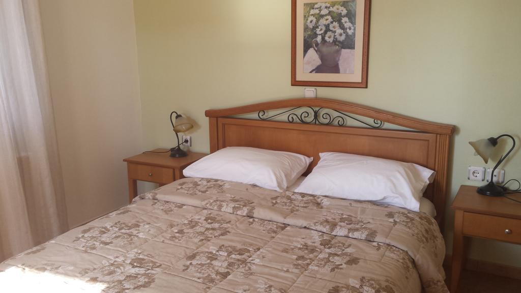 Sirines Apartments Palekastro Quarto foto